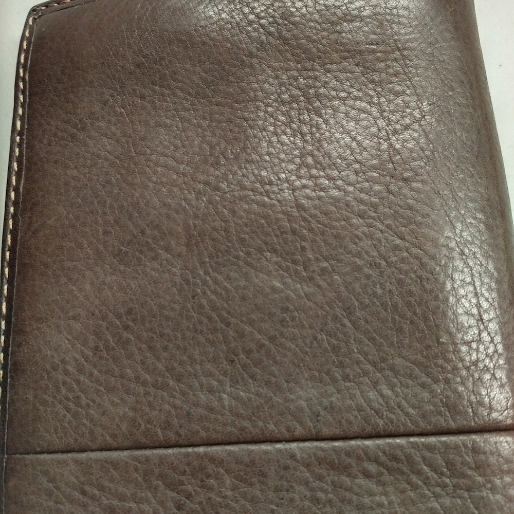 Fossil Brown Passport Organizer